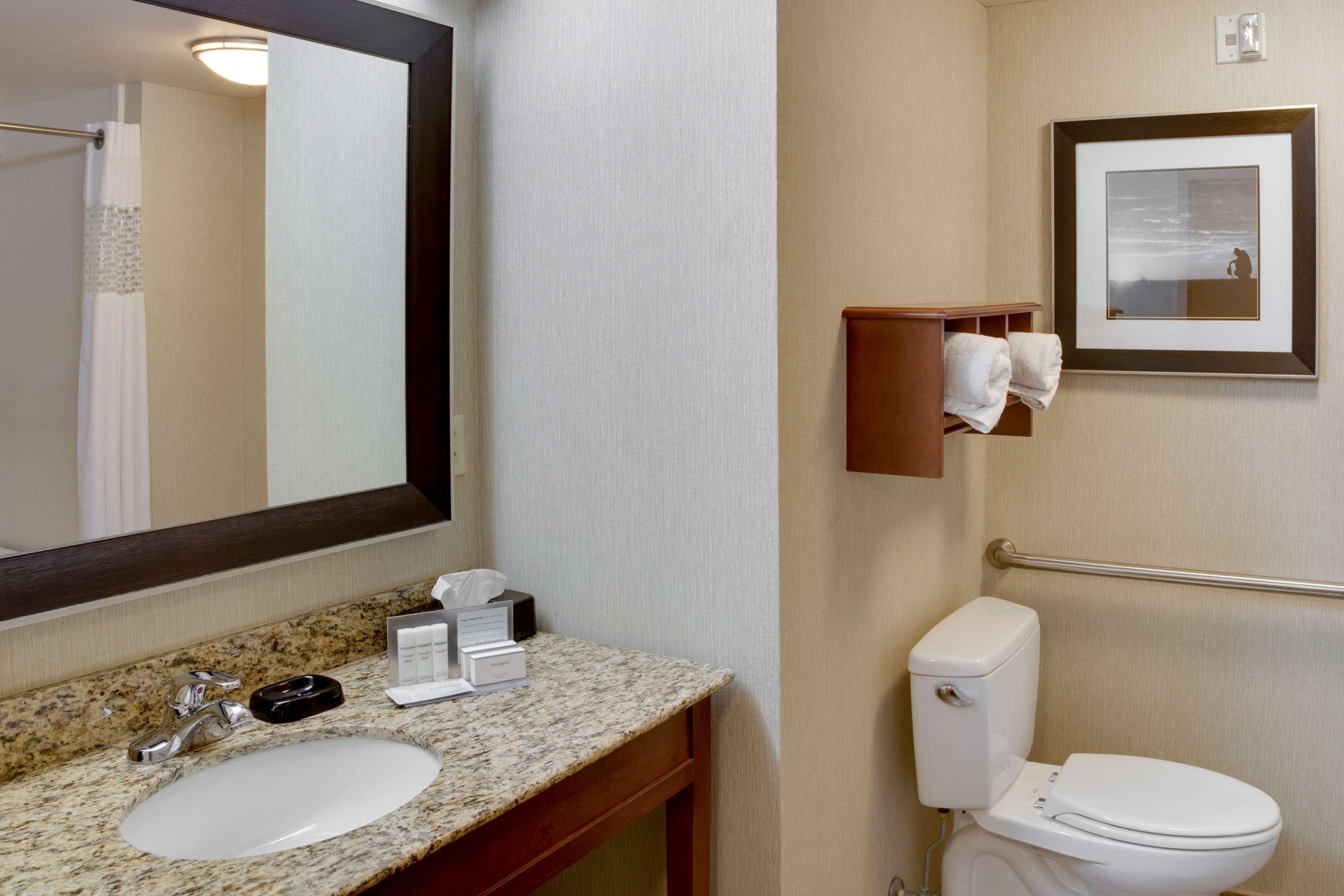 Hampton Inn Чікешей Екстер'єр фото