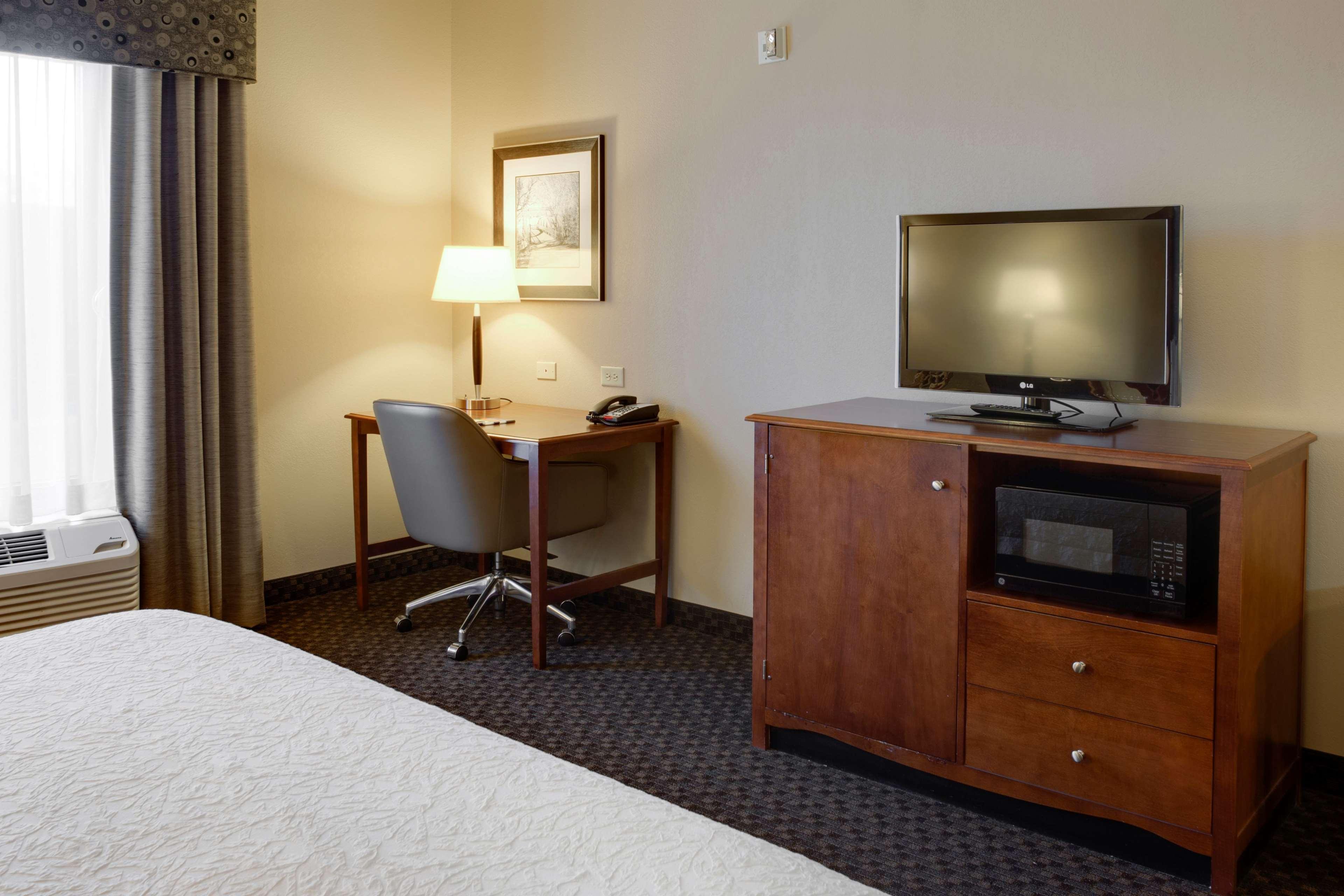 Hampton Inn Чікешей Екстер'єр фото