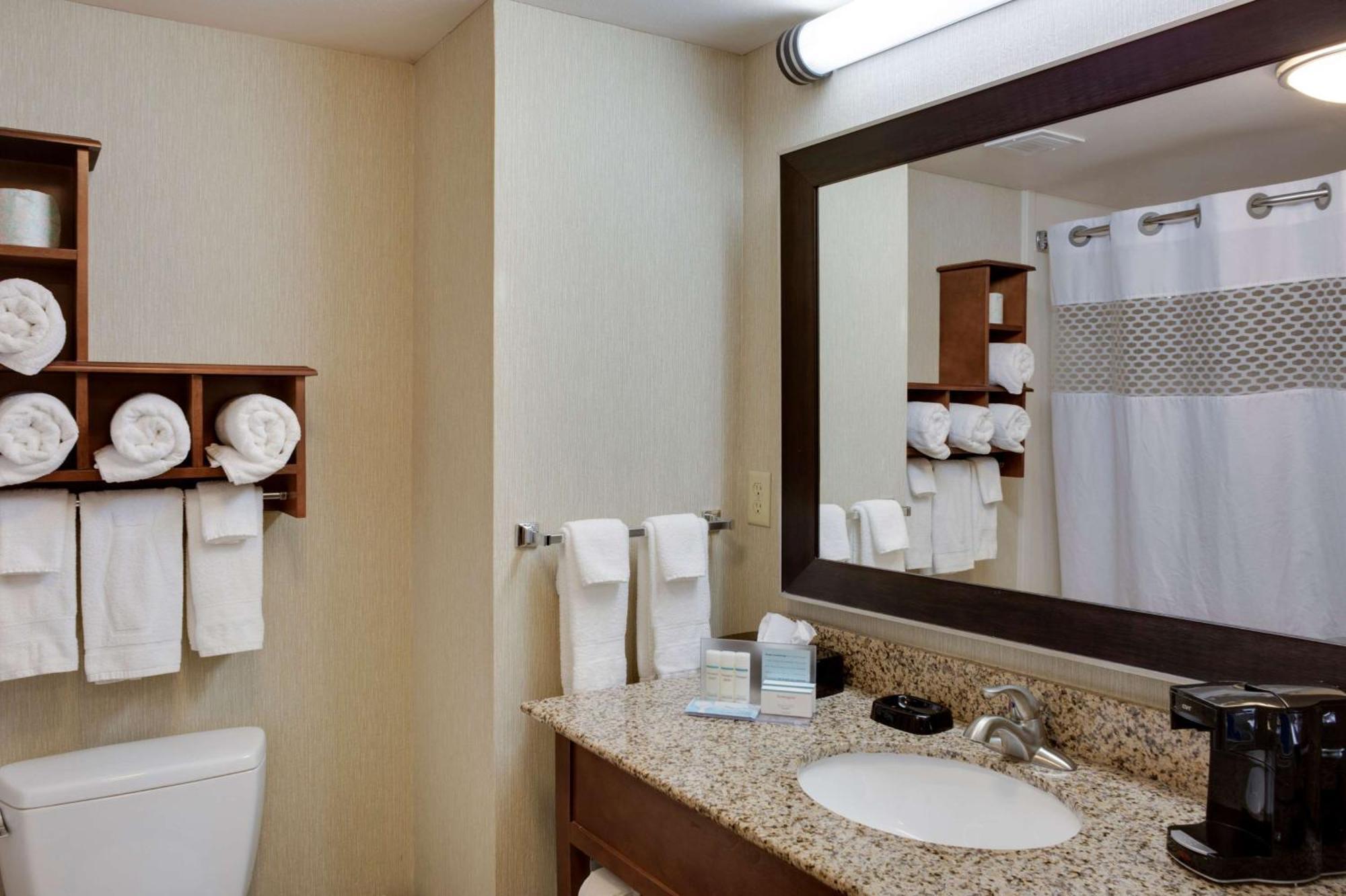 Hampton Inn Чікешей Екстер'єр фото
