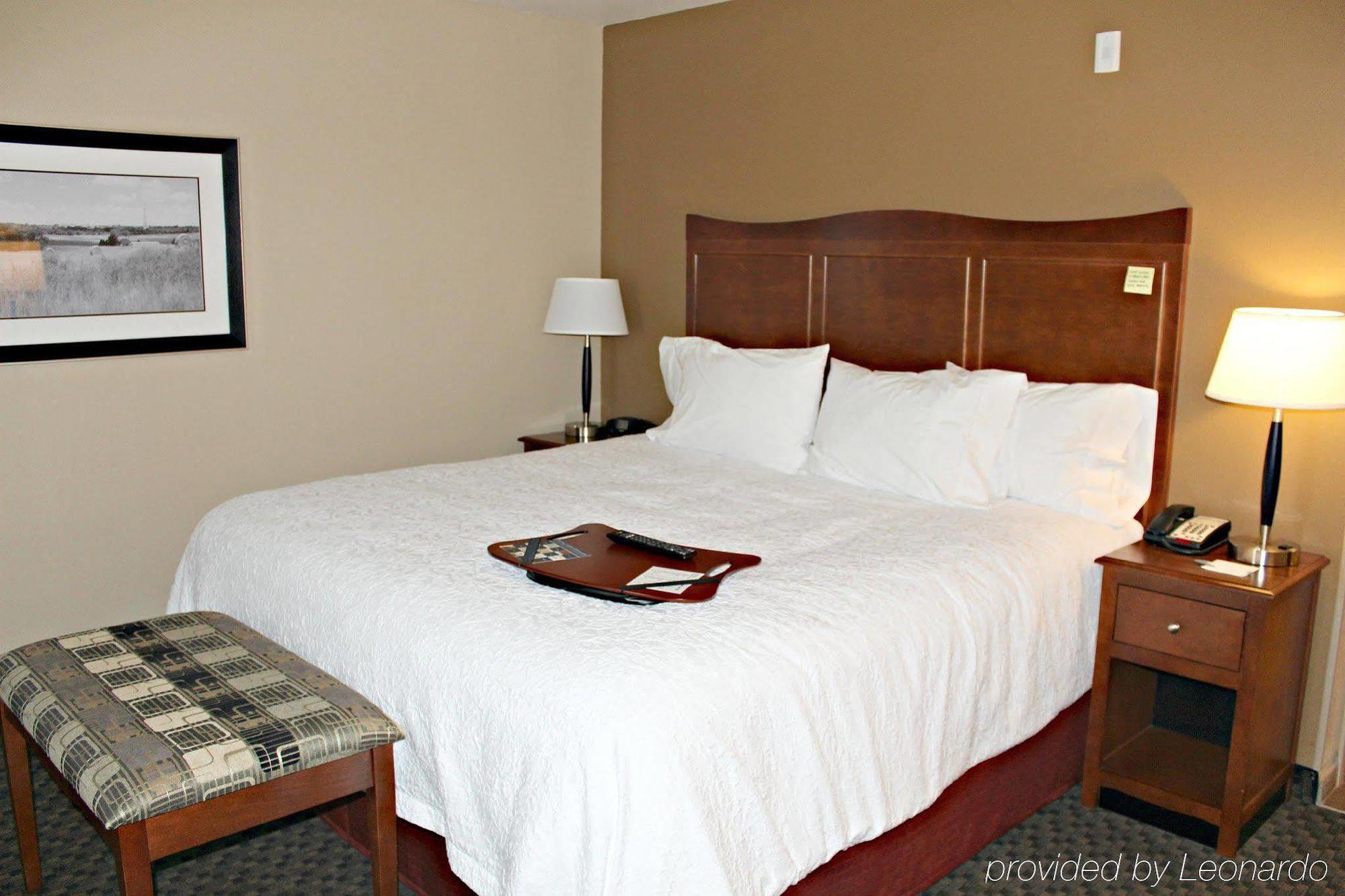 Hampton Inn Чікешей Екстер'єр фото