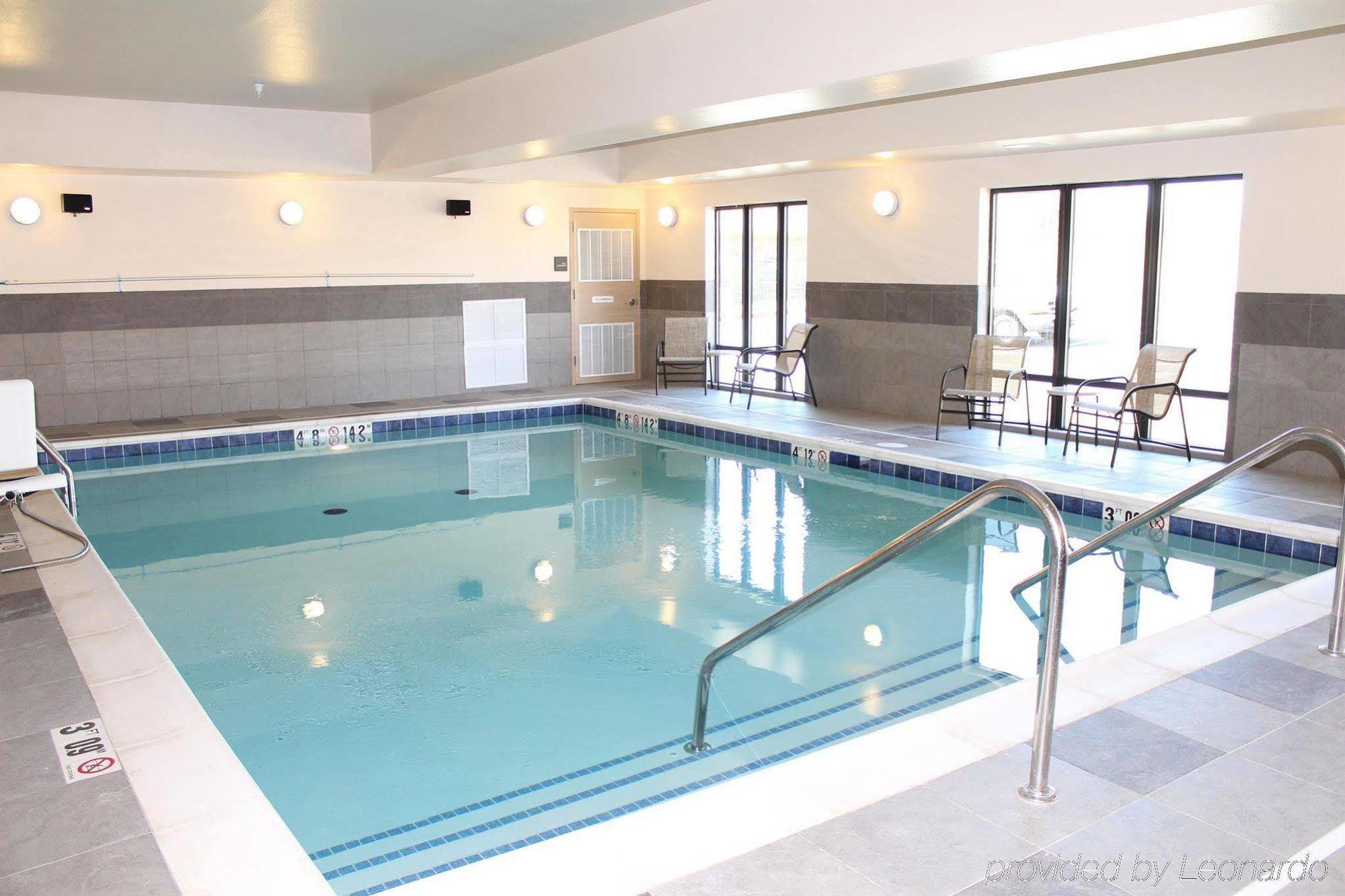 Hampton Inn Чікешей Екстер'єр фото