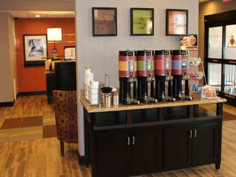 Hampton Inn Чікешей Екстер'єр фото