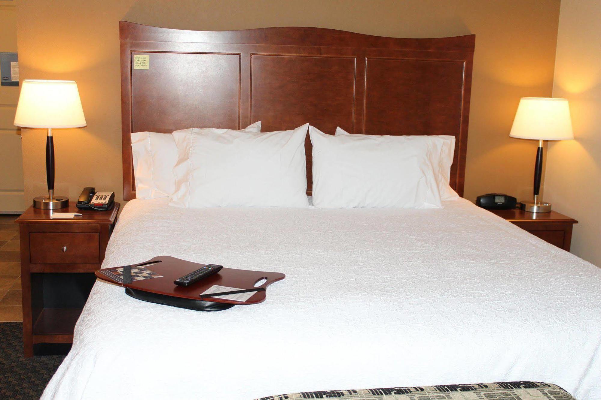 Hampton Inn Чікешей Екстер'єр фото